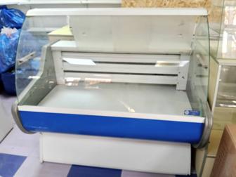 Продам витринный холодильник