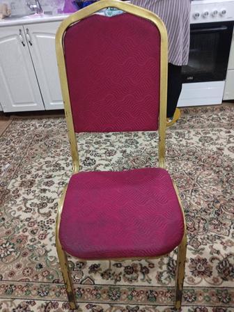 Продам стулья б у в хорошем состояние