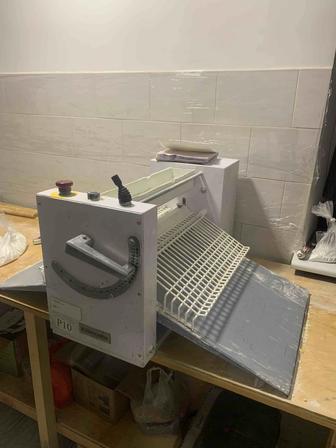 Тестораскотачная машина