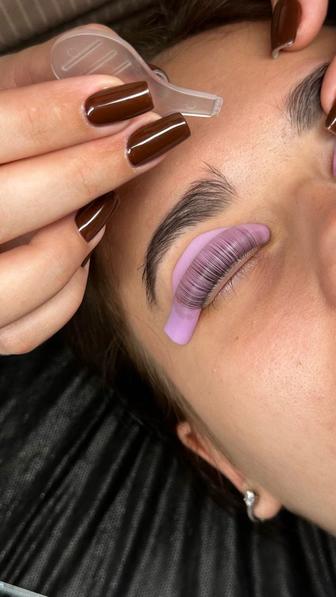 Нужна модель на ламинирование ресниц и бровей