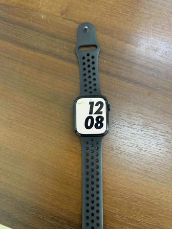 Apple Watch Series 7 nike