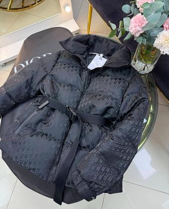 Продам Новую куртку Dior