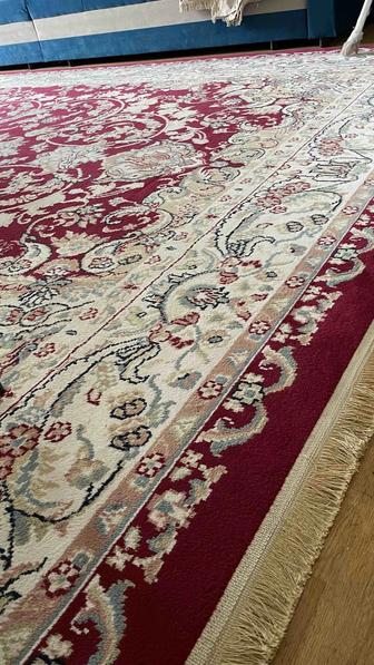 Ковер иранский отличного качества продам срочно связи с переездом