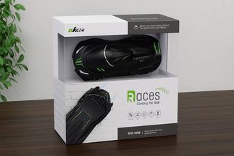 Игрушка, от которой в восторге дети машинка, ездящая по стенам!