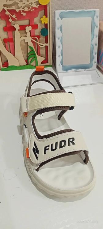 Сандали подростковые от Fudron 33-38