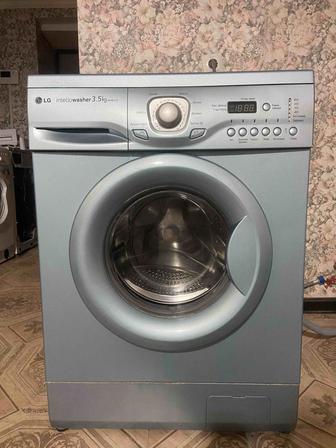 Стиральная машина LG 3,5кг в идеальном состоянии