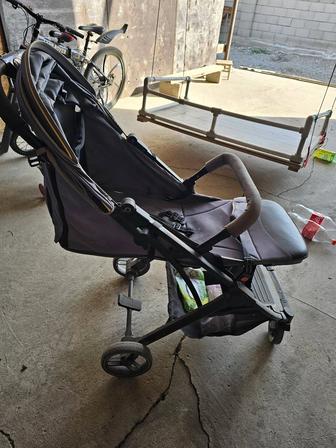 Коляска прогулочная