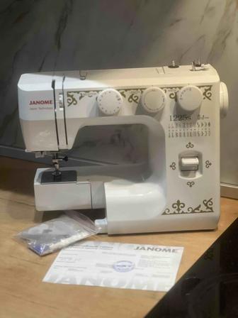 Швейная машинка Janome 1225s
