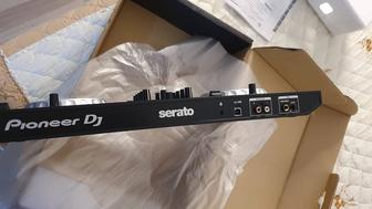 Pioneer DDJ SB3 Serato Pro либо Serato Life