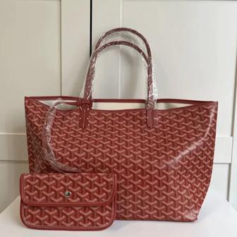 Красная сумка Goyard