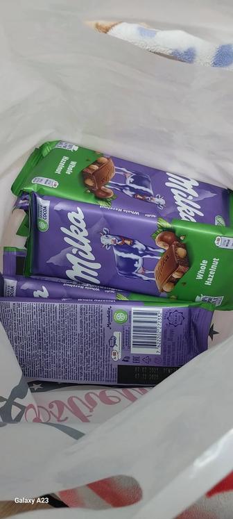 Продам шоколад Милка 27шт в одни руки.