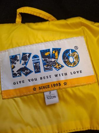 продам куртку на мальчика