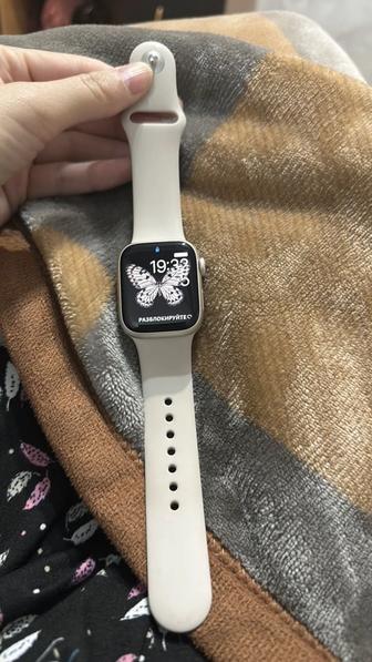 Продам часы Apple Watch Series