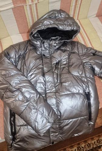Продано куртку мужскую