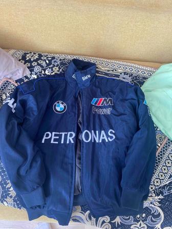 Куртки мужские Ferrari и BMW