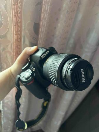 Зеркальный фотоаппарат Nikon D3100