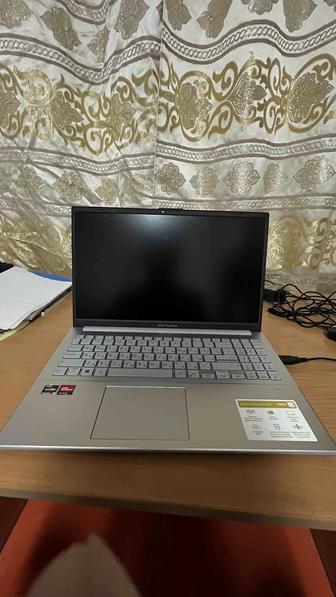 Ноутбук ASUS Vivobook