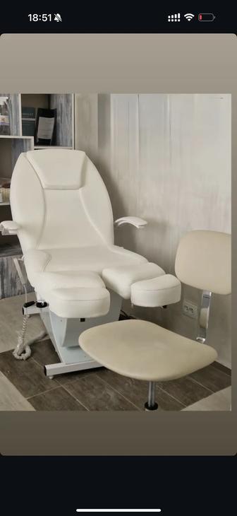 Продается кресло для салонов.