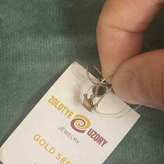 Продам детские золотые серьги