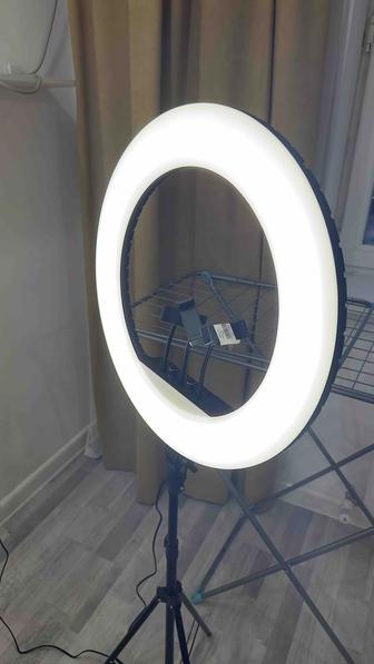 Кольцевая лампа