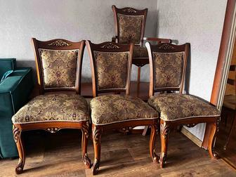 Продам деревянные стулья