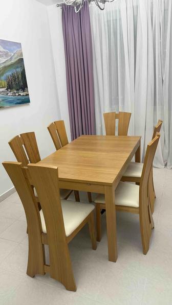 Продам обеденный стол IKEA BJURSTA с 6 стульями