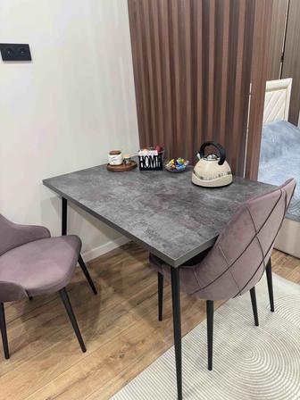 Стильный стол