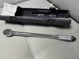 Динамометрический ключ Berger BG-2158 1/2 28-210Нм 450мм