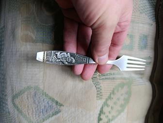 Редкая вилочка Карлсон из СССР винтаж редкость