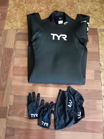 Продам гидрокостюм TYR CAT1 Размер L