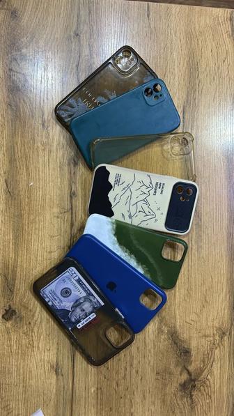 Чехлы для iPhone 11