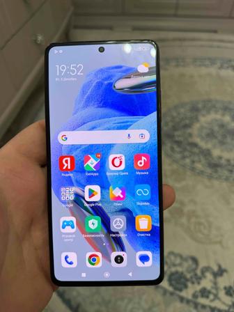 Продам Redmi 12 PRO 5G 256G