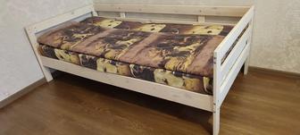 Продам кровать с матрасом