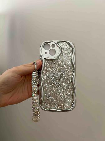 Чехол на iPhone 14