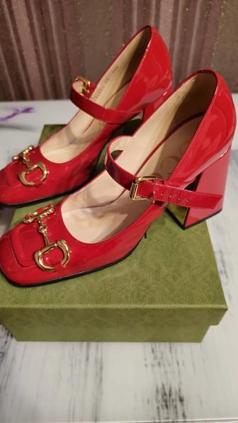 Туфли Gucci Horsebit