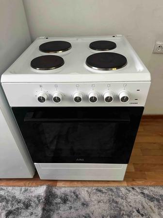 Продам Электроплиту