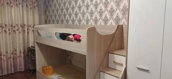 Продам двухъярусную кровать