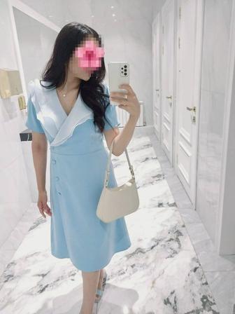 Платье 42-44 очень нежное женственное .