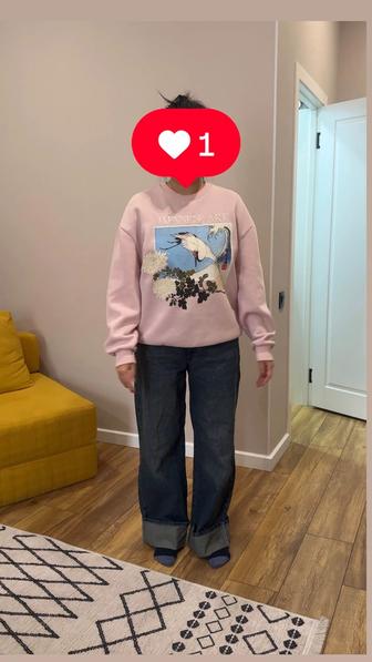 Джинсы с толстовкой