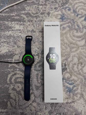 Samsung watch5 44мм