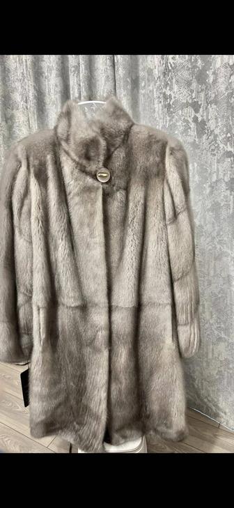 норковая шуба новая!