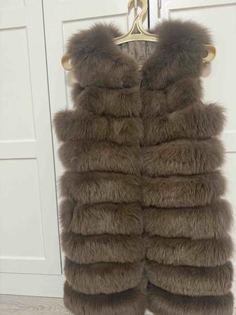 Продам жилетку из натурального песца