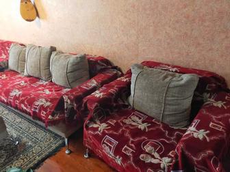 Продам диван дешево (мягкий уголок)