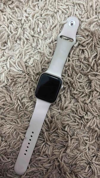 Apple Watch  44mm