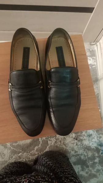 Продам мужские туфли