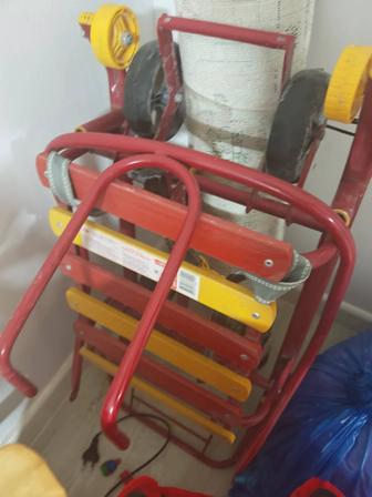 Продам зимние санки