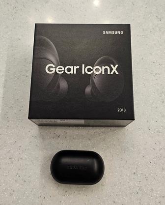 Samsung Gear IconX, оригинальный чехол