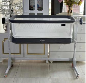 Maribel манеж-кровать, поперечный маятниковый механизм 0-24 месяцев