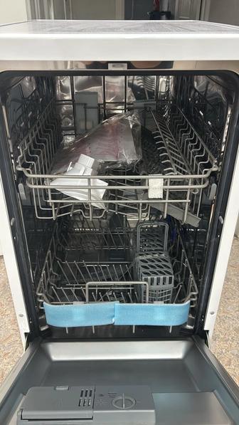 Продам посудомоечную машину.