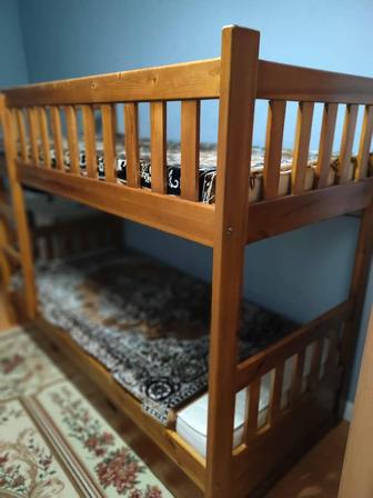 Двухъярусная кровать